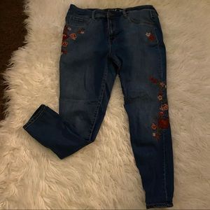Floral Embroidery jeans